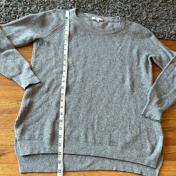 Madewell Gray Crewneck Sweater Size Small - Picture 4 of 8